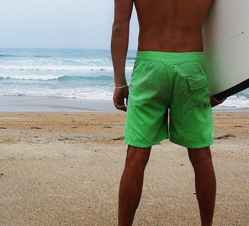 GREEN SHORTS Surfers who protect the ocean